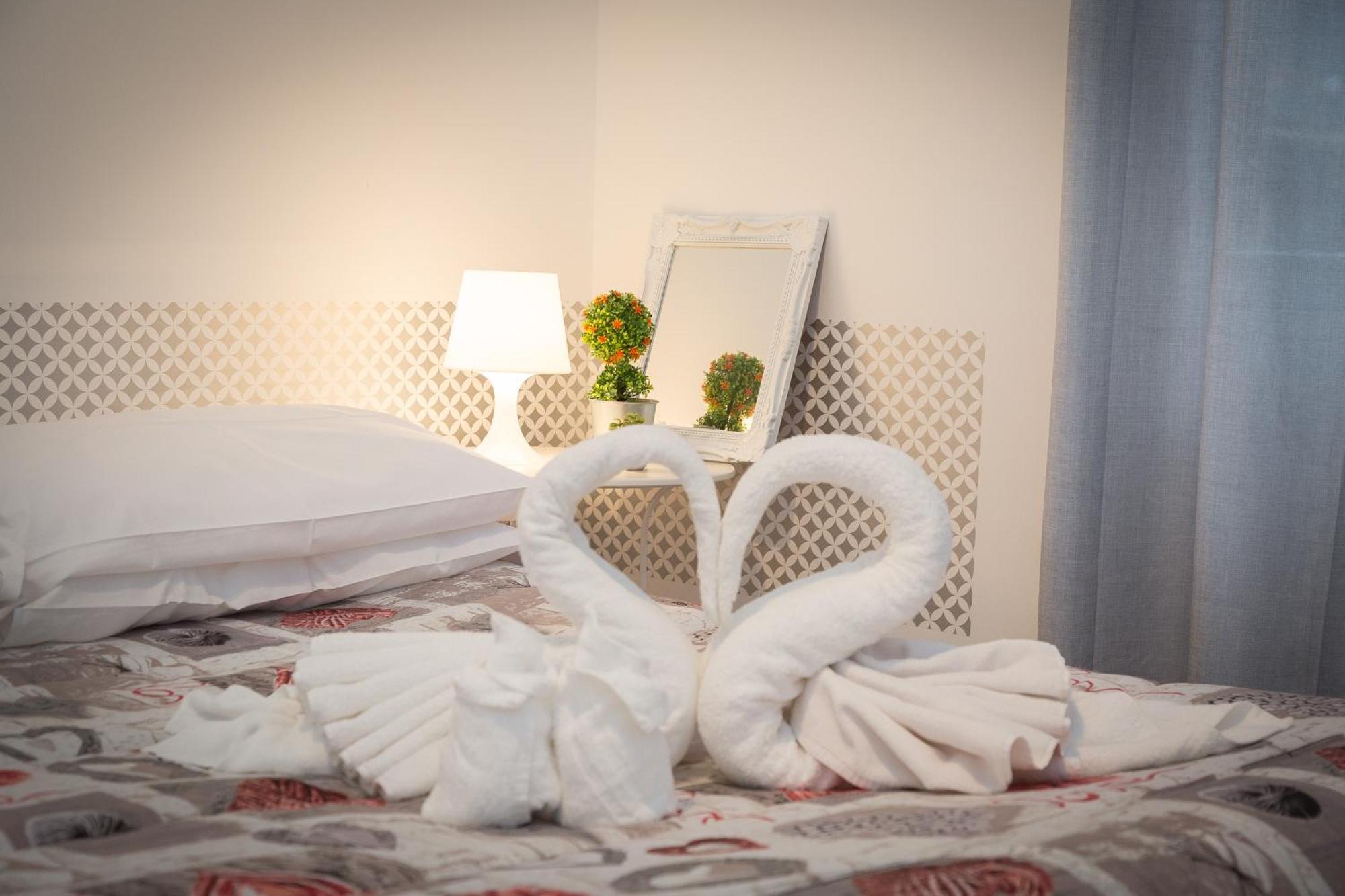 Group Apartment Roma מראה חיצוני תמונה